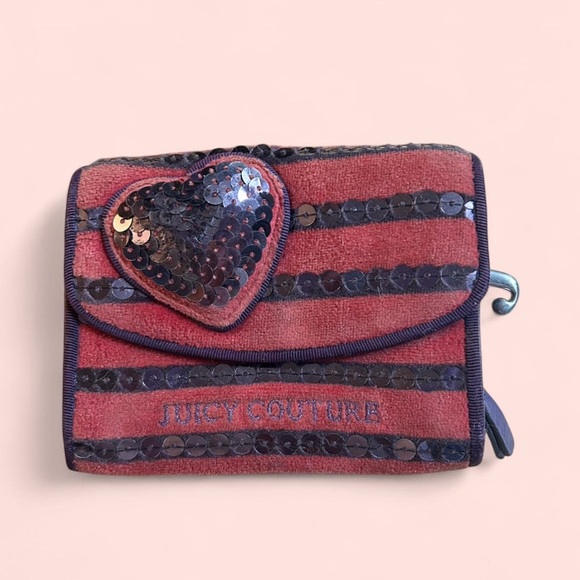 💜❤️Juicy Couture Purple and Red Sequin Wallet❤️💜 - Picture 1 of 4